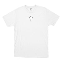 :): - T-Shirt