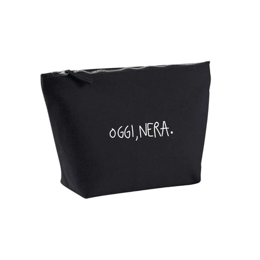 Oggi, Nera. - Trousse