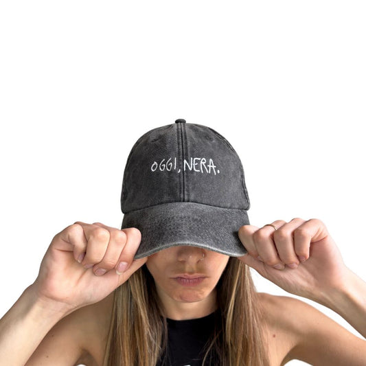 Oggi, Nera. - Cappello Visiera Ricamato